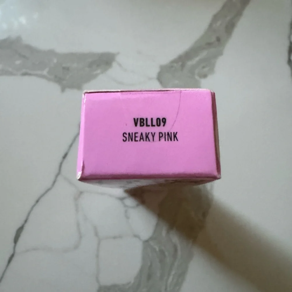 🌸5/$25🌸 NYX vivid brights matte liquid eyeliner in sneaky pink